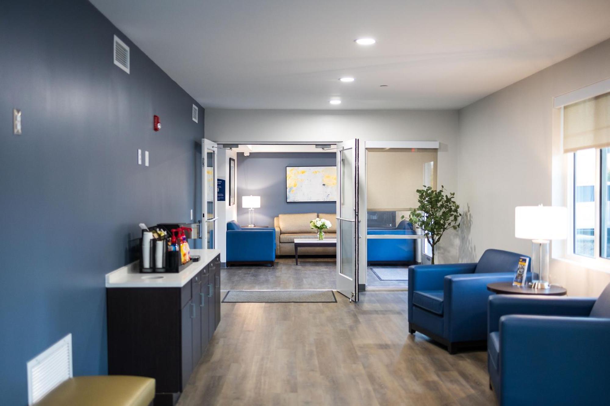 Stayapt Suites Pensacola-Uwf/Florida Hospital Area Ferry Pass Экстерьер фото